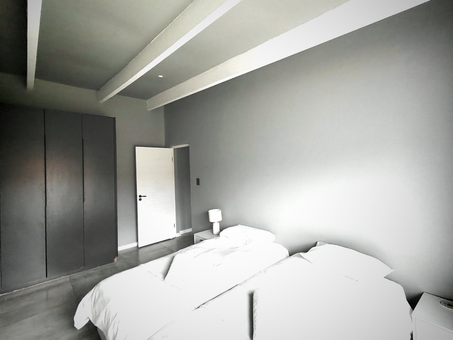 5 Bedroom Property for Sale in Brackenridge Western Cape